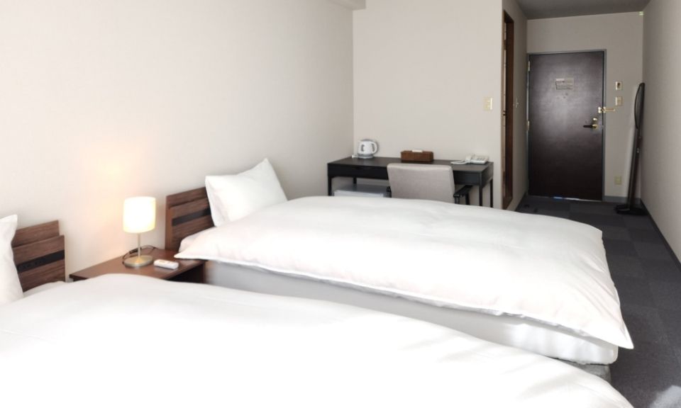 Summit Views Hakuba Twin Room with Carpet