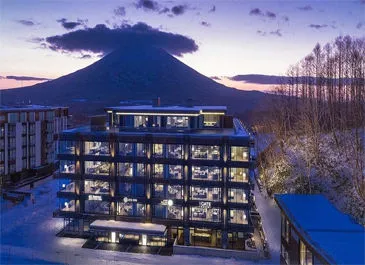 AYA NISEKO