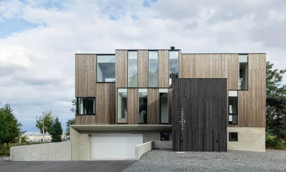 YAMA NO OTO EXTERIOR