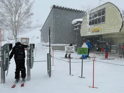 niseko snow report 15 december gondola
