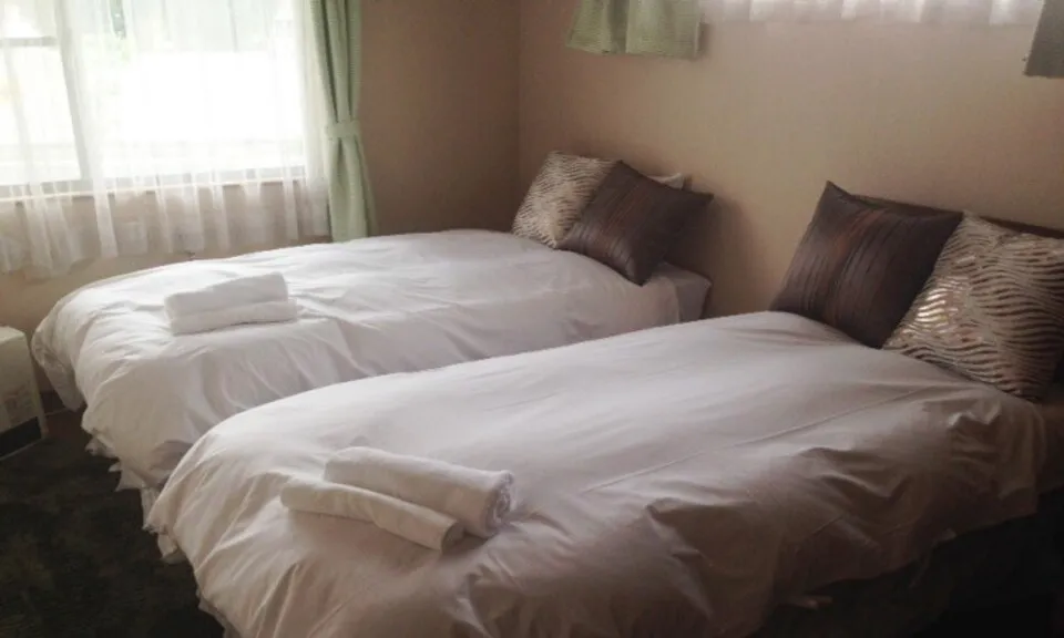 Hakuba One Holiday House Bed room 3