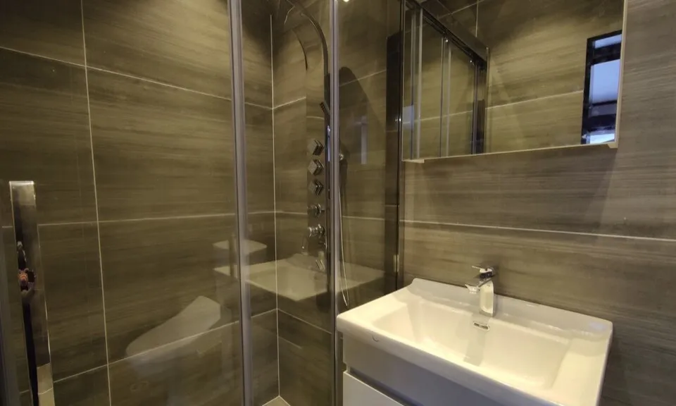 Iwatake Apartments Bathroom