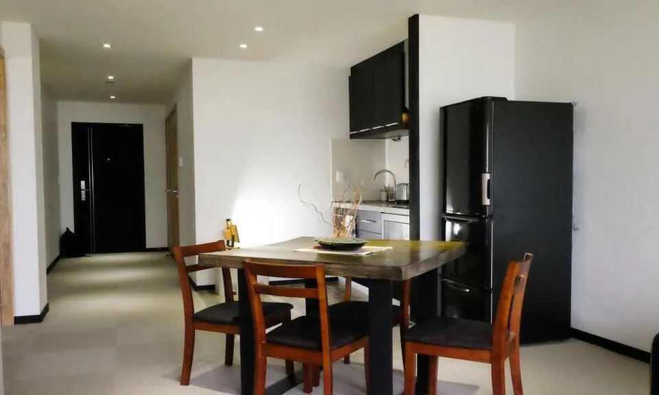 Iwatake Apartments Dining 3