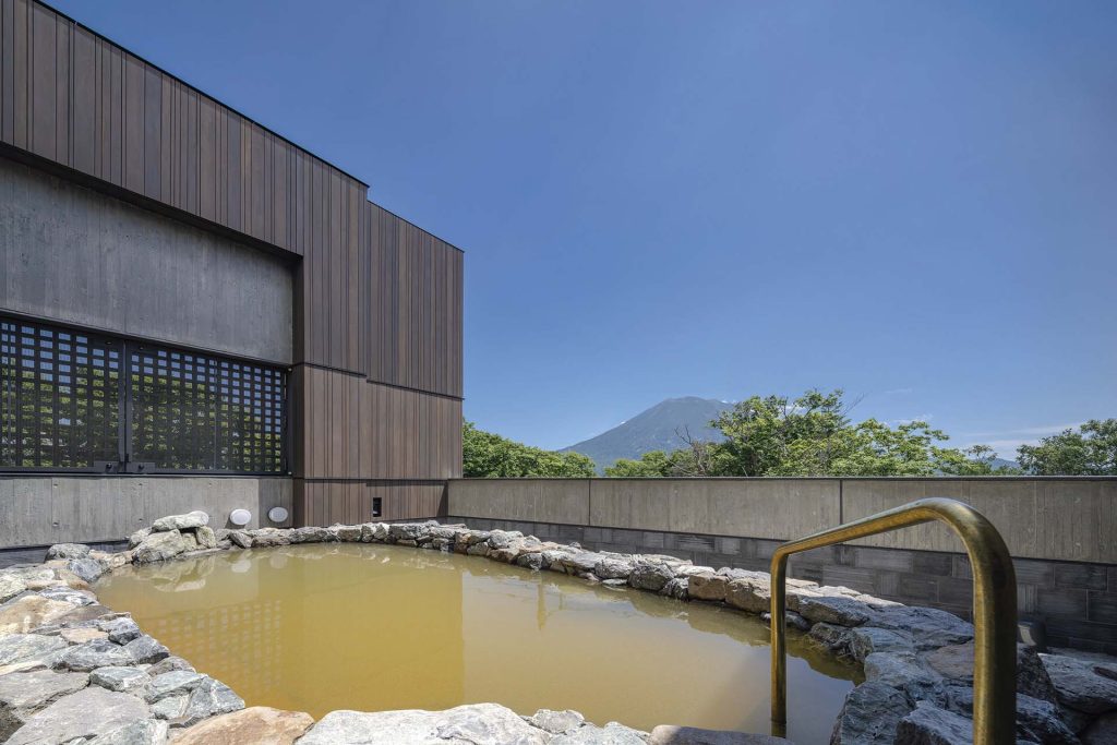 Yukoro Onsen in Hirafu