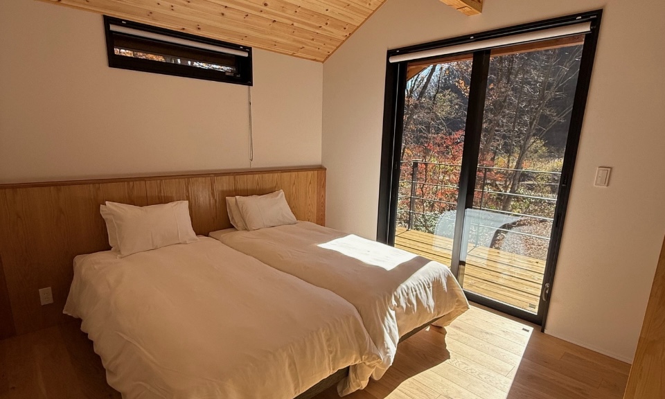 Arbor Chalet Bedroom - 3